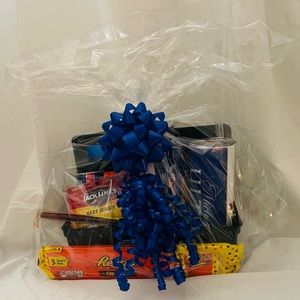 Father’s Day tumbler bundles, custom cup, snacks, father day, custom basket dad